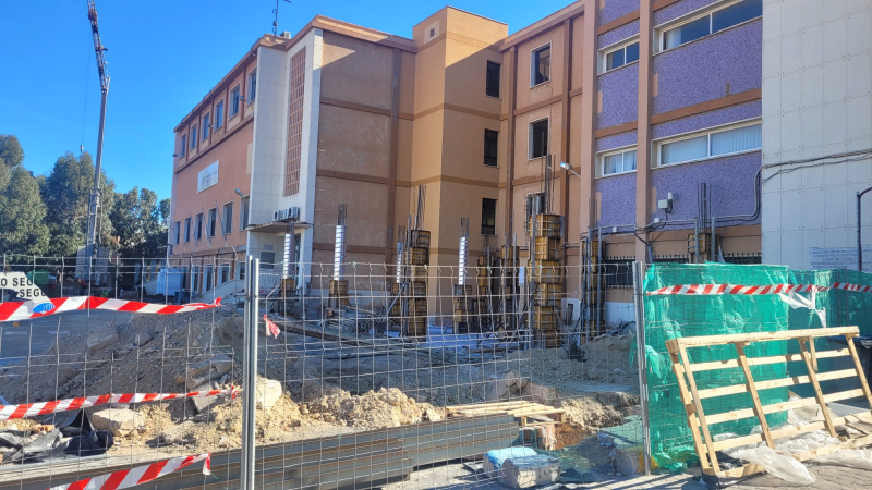 Avanzan las obras de ampliación del edificio principal del Campus de Melilla Avanzan las obras de ampliación del edificio principal del Campus de Melilla