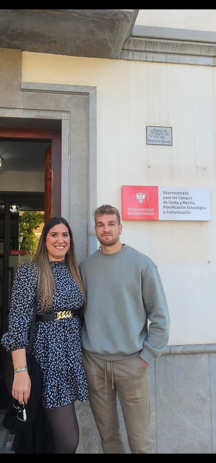 El rector de la UGR se reúne con estudiantes del Campus de Melilla El rector de la UGR se reúne con estudiantes del Campus de Melilla